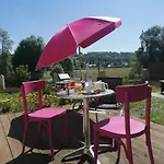 לינה וארוחת בוקר La Maison De - Lourdes Barlest