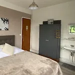 La Maison De - Lourdes Barlest