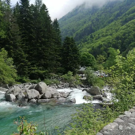 La Maison De - Lourdes Barlest